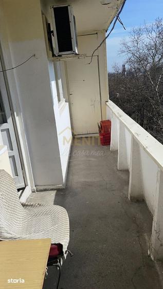 Apartament cu 2 camere decomandat în Sud