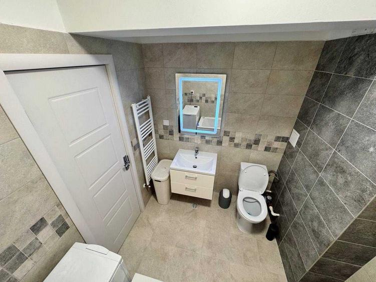 Apartament cu 2 camere decomandat în Central