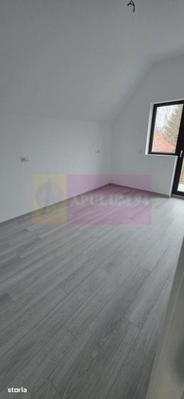 Casă cu 4 camere cu Teren 450 Mp în Brebu