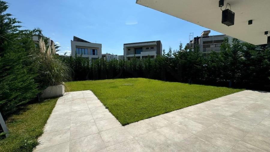 Casă cu 5 camere cu Teren 620 Mp în Central