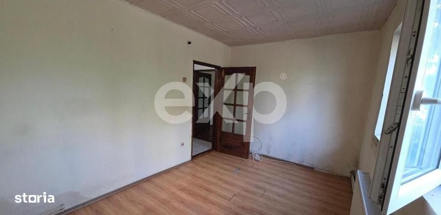 Apartament cu 2 camere semidecomandat în Ulmi