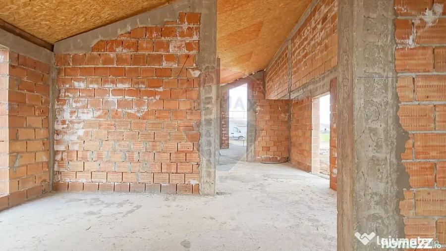 Casă cu 3 camere cu Teren 357 Mp în Hărman