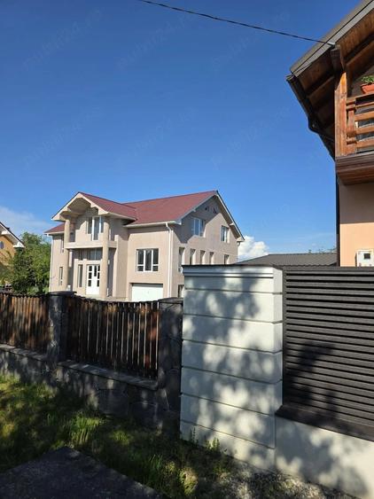 Casă cu 7 camere cu Teren 1000 Mp în Ocna Șugatag