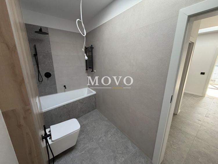 Apartament cu 4 camere decomandat în Giroc