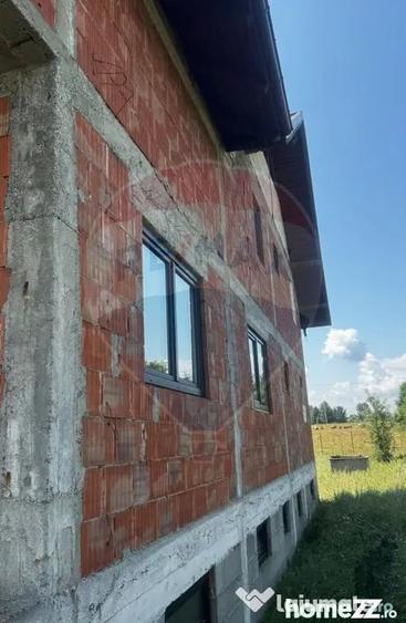 Casa / Vila cu 6 camere de vanzare - Costana (Suceava) - 10