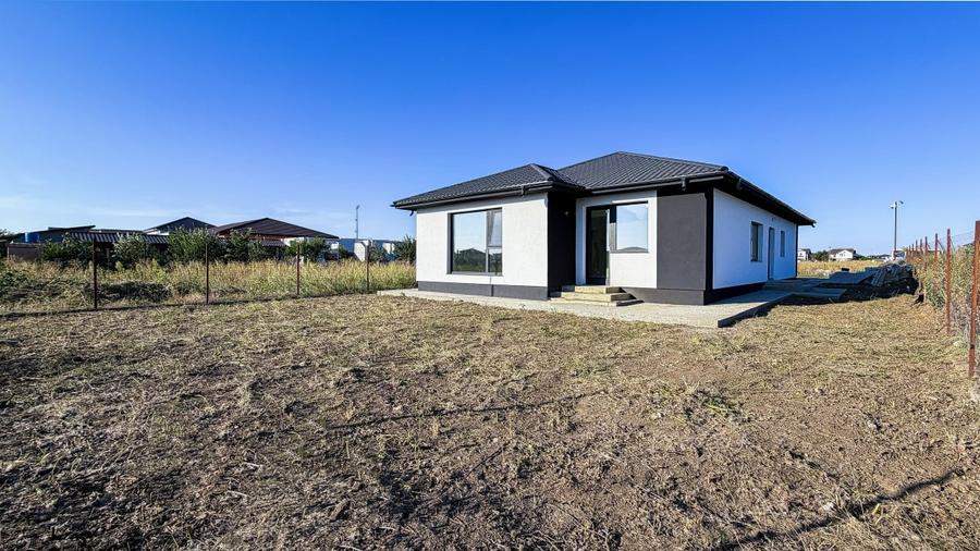 Casă individuală cu 5 camere cu Teren 491 Mp în Cumpăna
