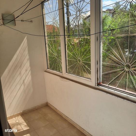 Apartament cu 4 camere în Militari