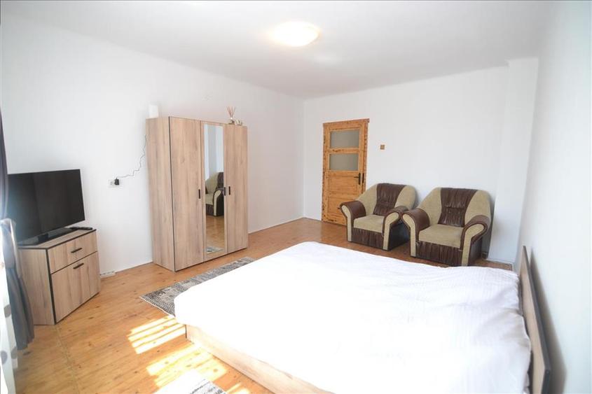 Apartament 2 camere in casa, Bartolomeu -Str. Agricultorilor - 10