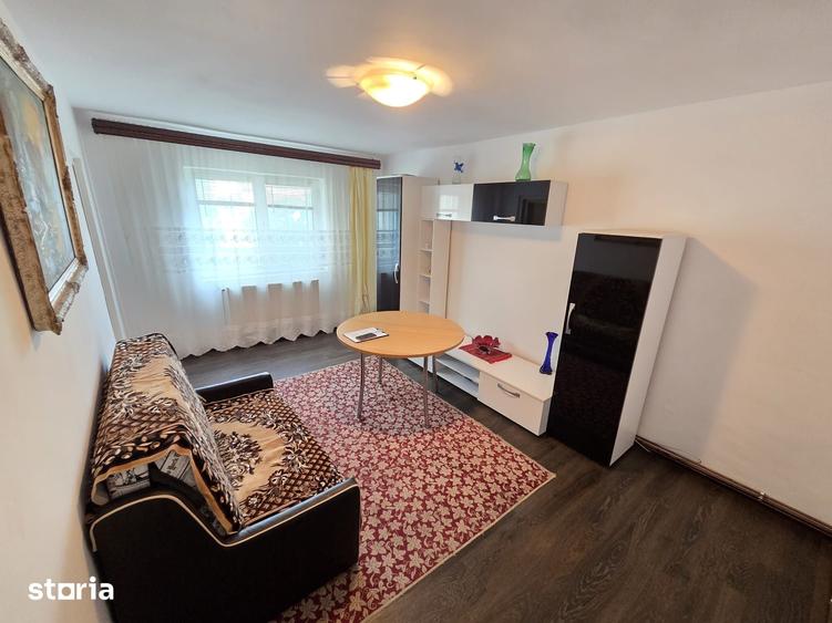 Apartament cu 2 camere semidecomandat în Central