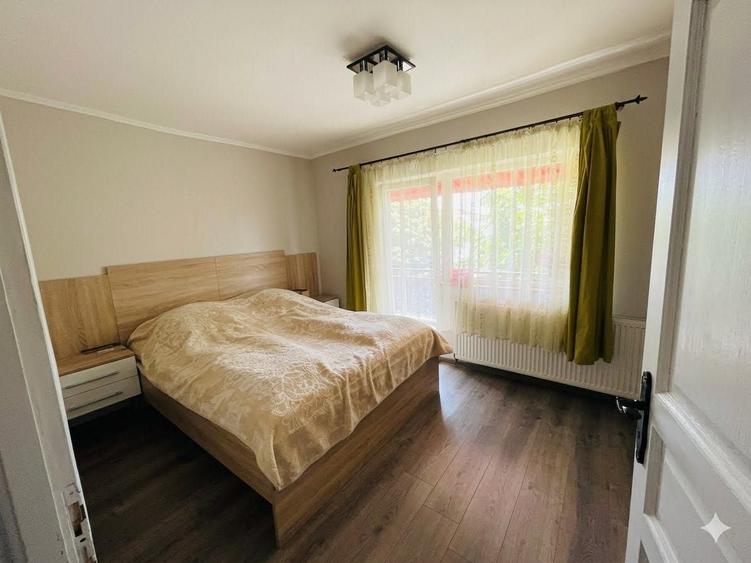 Apartament cu 3 camere decomandat în Micro 16