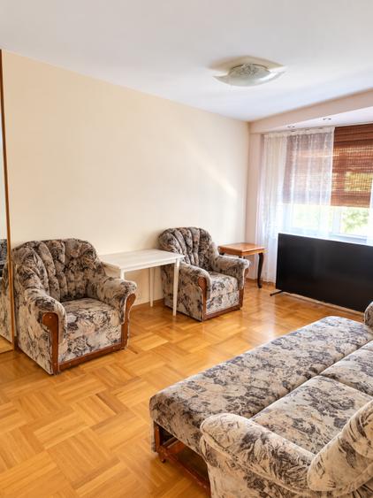Apartament cu 2 camere decomandat, mobilat în Banu Manta