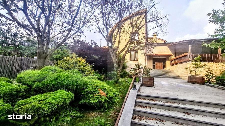 Vila exclusivista de 340 mp utili,Teren 1.400 mp,Jacuzzi & Gradina -Fa - 2