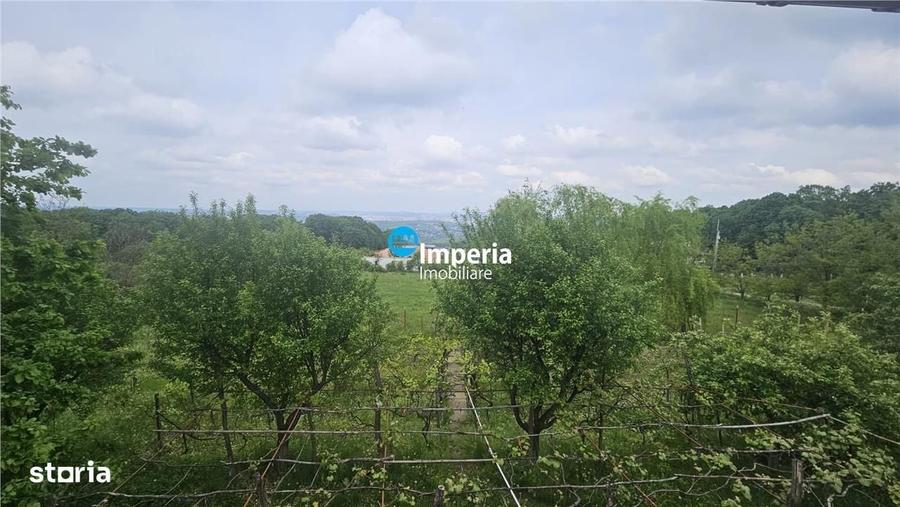 Casă cu 3 camere în Sticlăria