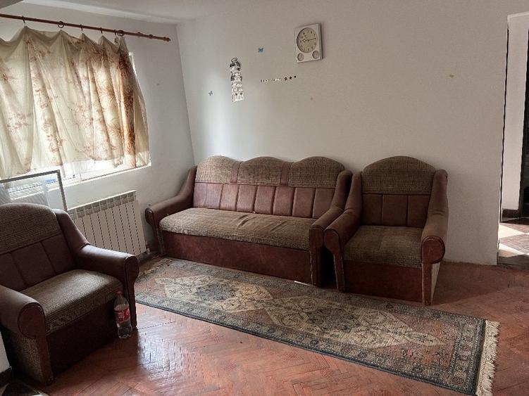 Apartament cu 2 camere nedecomandat în Central