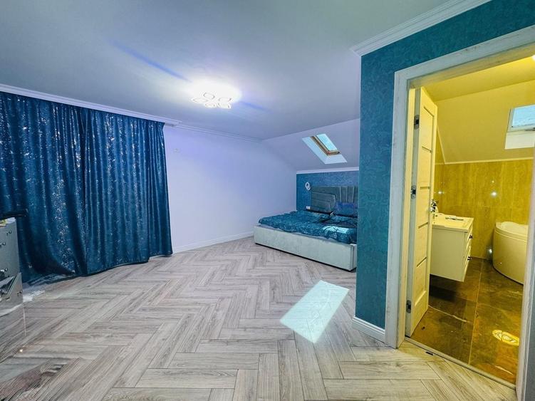 Casă individuală cu 5 camere cu Canalizare în Vladimirescu