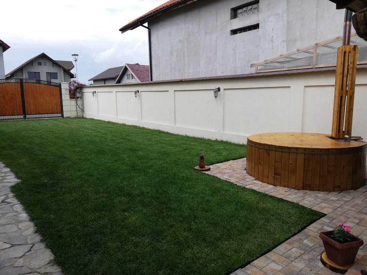 Casă cu 3 camere în Preajba