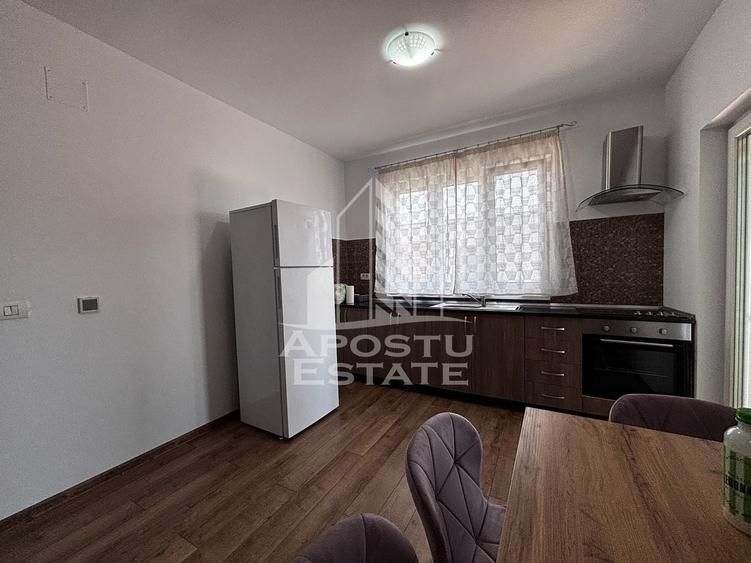 Apartament cu 2 camere semidecomandat, mobilat în Dumbrăvița