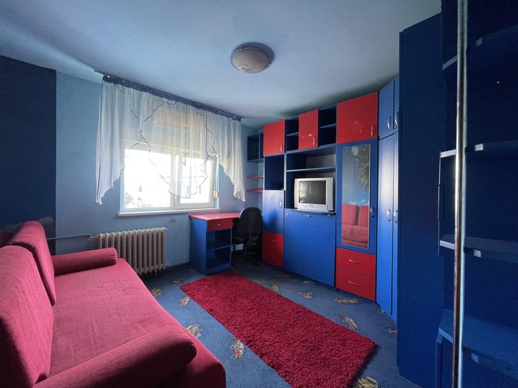 Apartament cu 2 camere decomandat, mobilat în Girocului