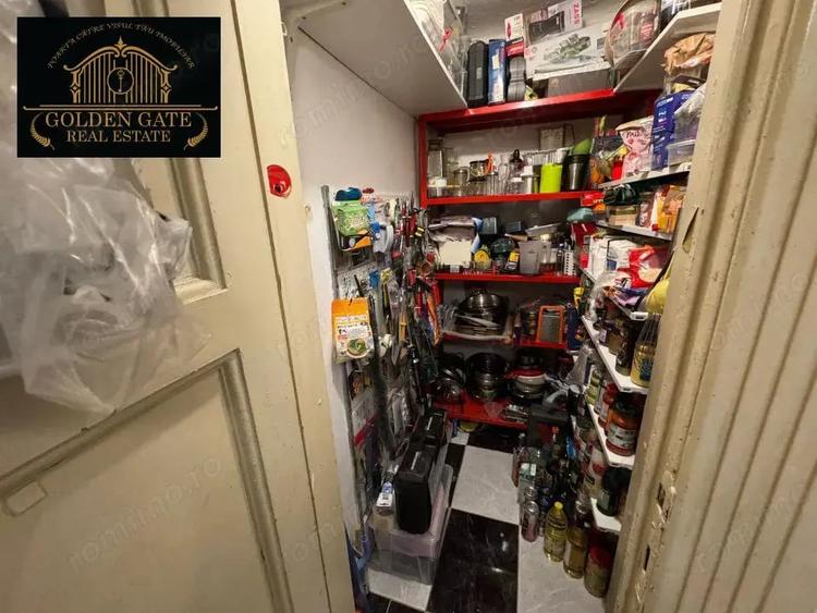 Casă cu 10 camere cu Centrală Termică în Moșilor