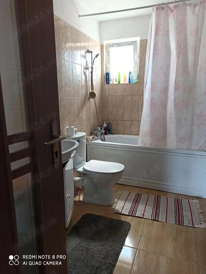 Casă cu 4 camere în Bâcu