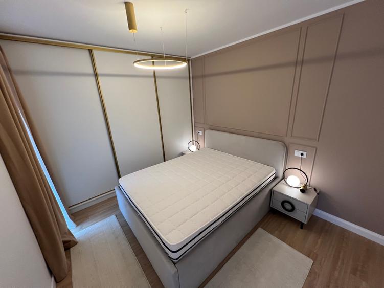 Apartament cu 2 camere semidecomandat, mobilat în Iancu Nicolae
