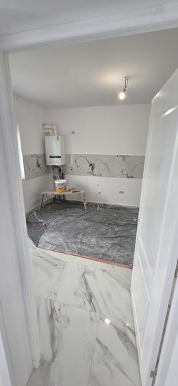 Casă cu 4 camere în Letea Veche