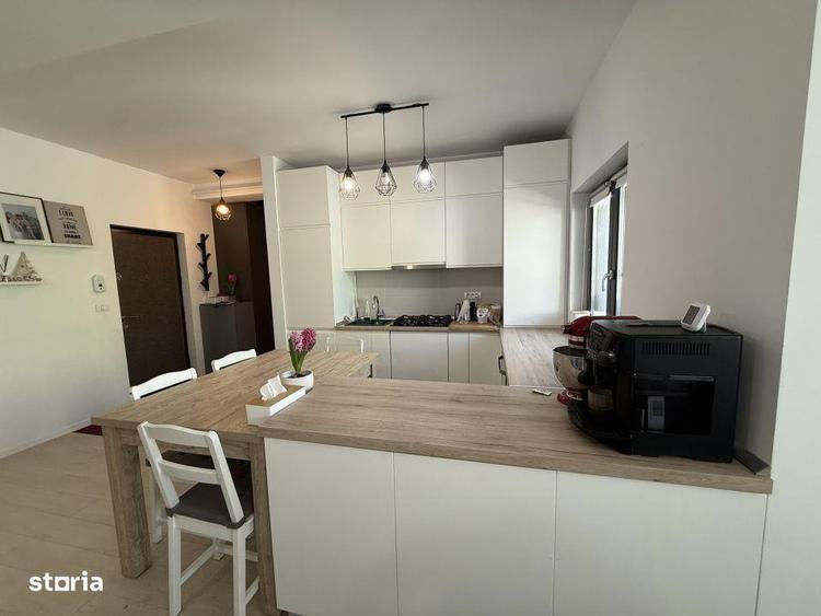 Apartament cu 2 camere decomandat, mobilat în Dumbrăvița