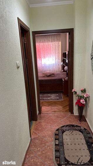 Apartament cu 2 camere decomandat, mobilat în City Park Mall