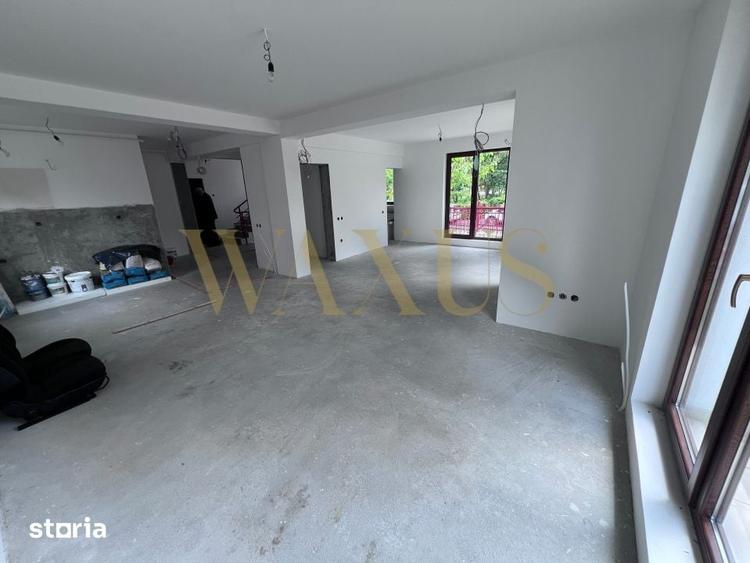 Casă cu 10 camere cu Teren 505 Mp în Mărăști
