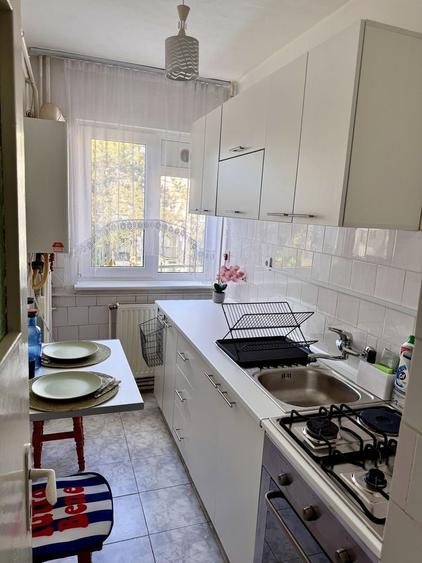 Apartament cu 2 camere semidecomandat în Șcheia