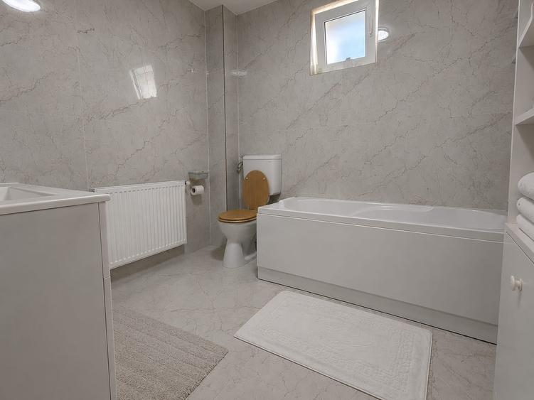 Casă individuală cu 6 camere cu Canalizare în Chiajna
