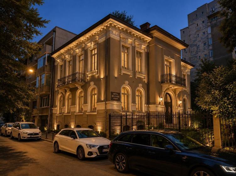 Casă individuală cu 29 camere cu Canalizare în Cișmigiu