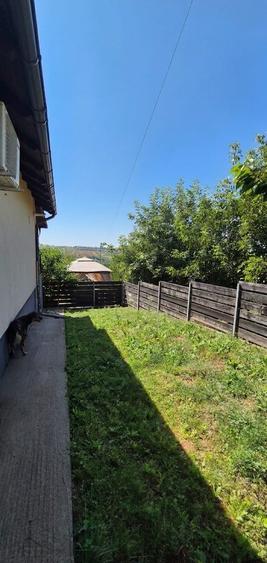 Casă cu 3 camere cu Canalizare în Vișan