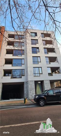 Apartament cu 3 camere decomandat în Știrbei Vodă