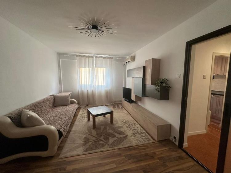Apartament cu 2 camere semidecomandat în Dacia