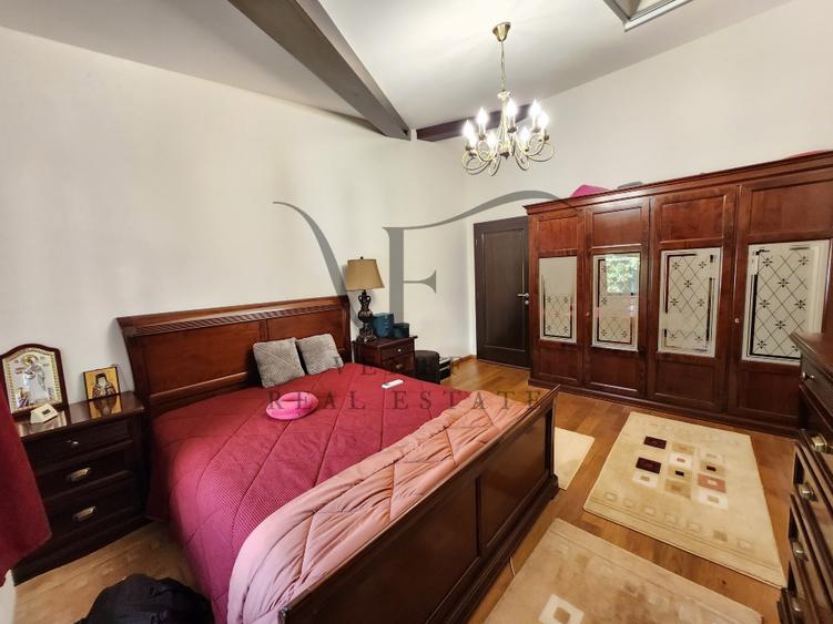 Vila 8 camere 3 bucatarii 3 bai terasa, 281 mp Barbu Vacarescu Stefan cel Mare  - 1