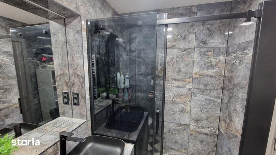 Apartament cu 2 camere decomandat în Crihala