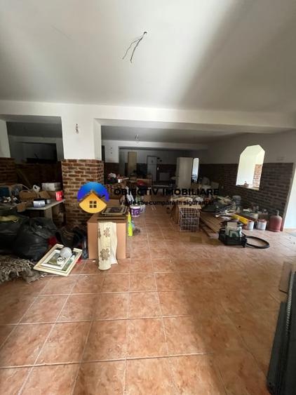 Casă cu 6 camere cu Teren 878 Mp în Tarcău