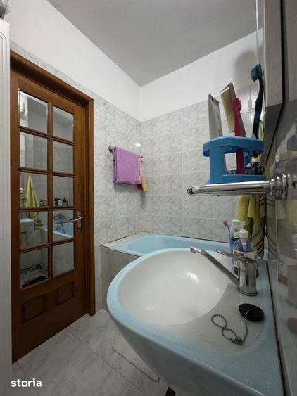 Apartament cu 2 camere decomandat în Găvana