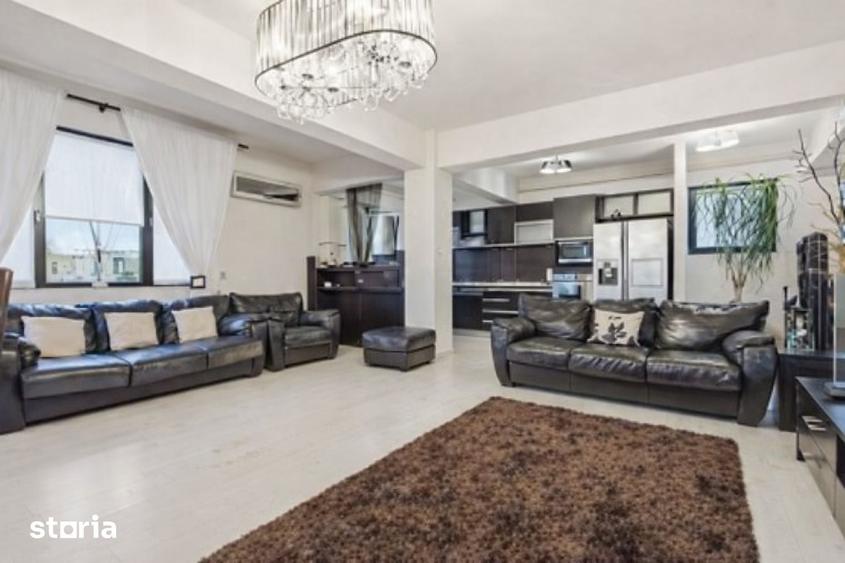 Apartament cu 3 camere decomandat, mobilat în Centru Civic