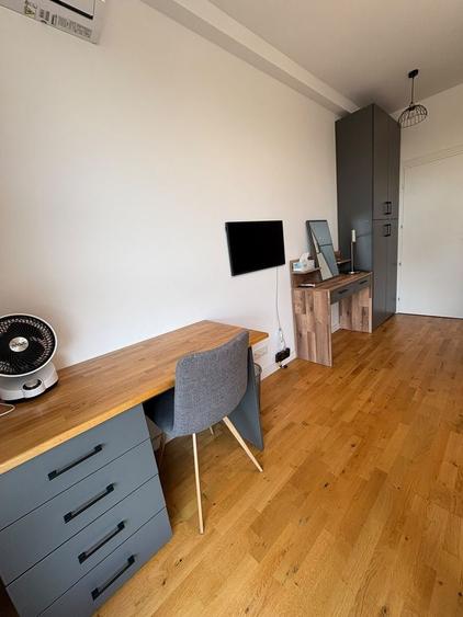 Apartament cu 3 camere decomandat, mobilat în Iancu Nicolae