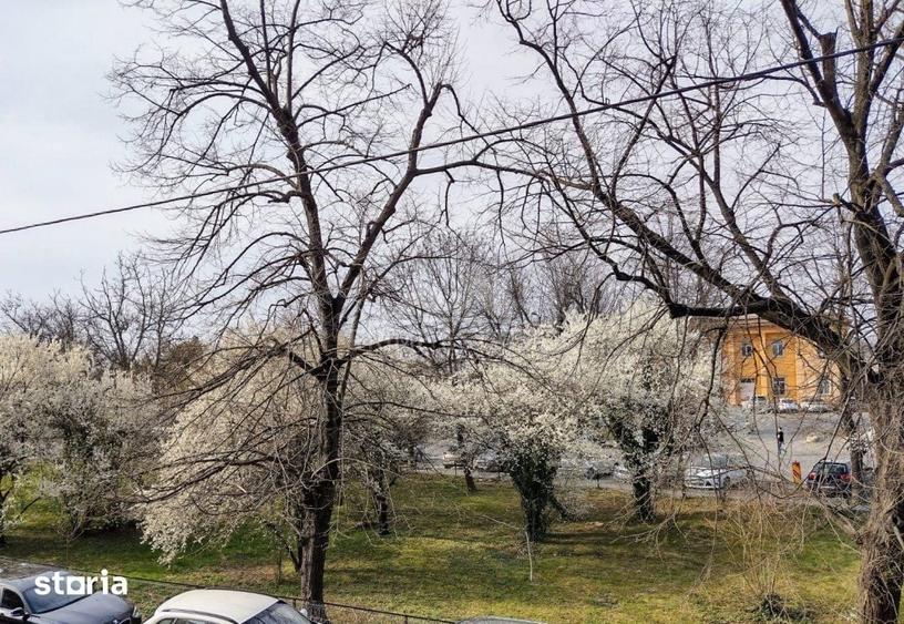 De inchiriat 3 camere parcare subterana, doar 5 minute de Parcul Heras - 14