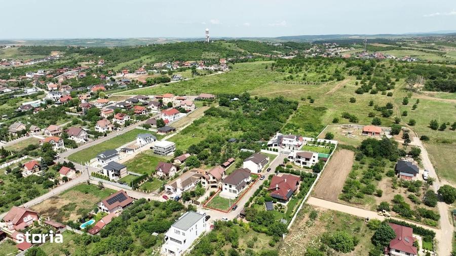 Casă cu 4 camere cu Teren 700 Mp în Oncea
