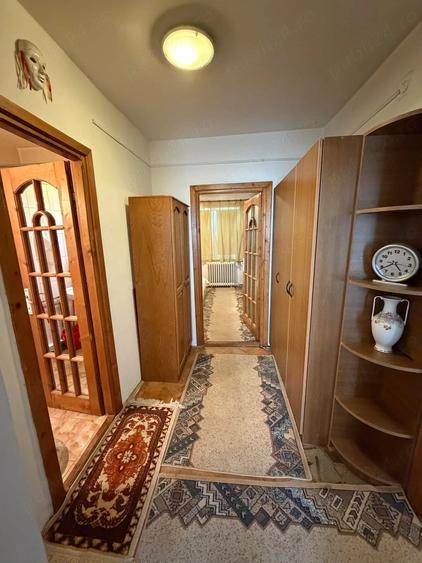 Apartament cu 3 camere semidecomandat în Take Ionescu