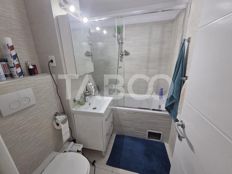 Apartament 3 camere decomnadat de vanzare 72 mp balcon 7 mp - 8