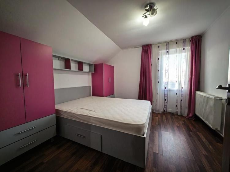 Casă individuală cu 6 camere cu Canalizare în Hilița
