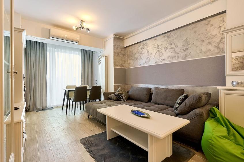 Apartament cu 2 camere decomandat în Mamaia-Sat