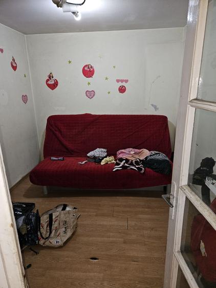 Casă cu 3 camere în Central