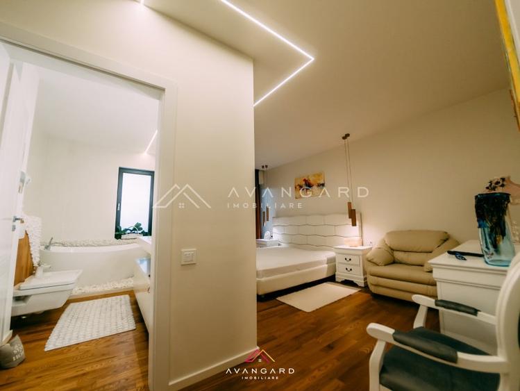 Penthouse cu 7 camere decomandat, mobilat în Bună Ziua