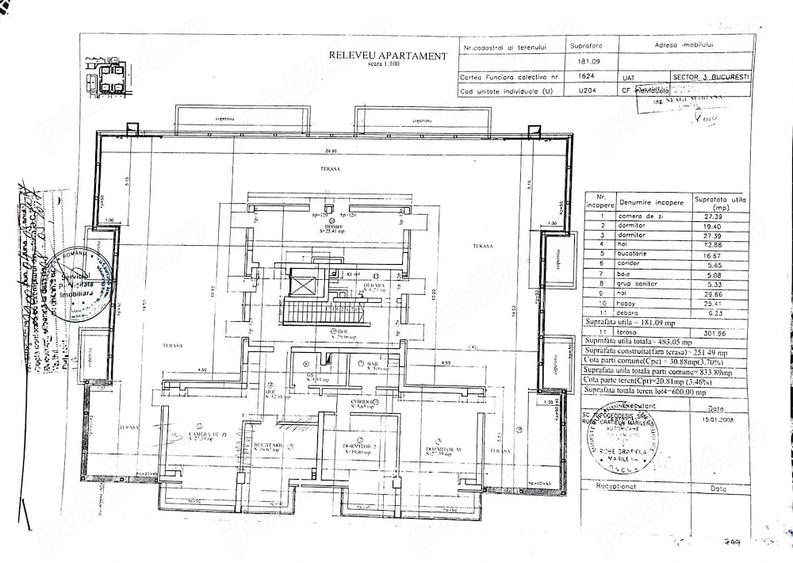Apartament cu 4 camere decomandat în Titan
